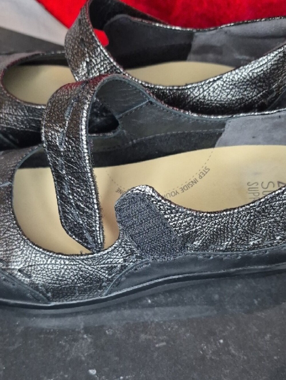 WS38- Women's Metallic Black Mary Jane Shoes - sz 9.5 (40) - Picture 5 of 15